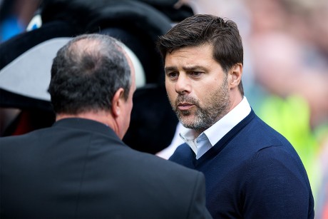 Tottenham Hotspur Manager Mauricio Pochettino Shakes Editorial Stock