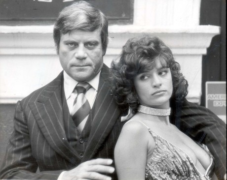 1,000 Oliver reed Stock Pictures, Editorial Images and Stock