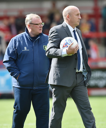 Managers John Coleman Manager Accrington Stanley Editorial Stock Photo ...