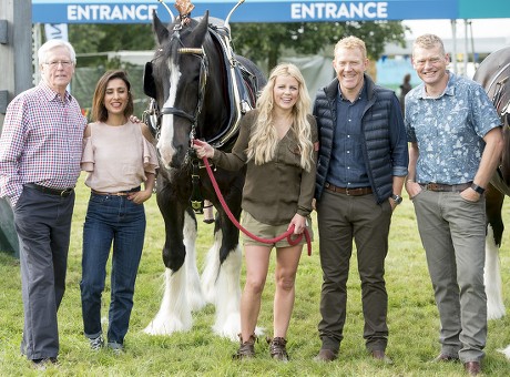The Countryfile Tv Presenters At The Countryfile Live Event At Blenheim Palace In Oxfordshire. John Craven Anita Rani Ellie Harrison Adam Henson And Tom Heap. Picture David Parker 04/08/2016 Writer David Leafe.