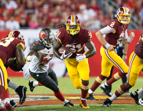 Washington Redskins linebacker Chris Carter (55) and Washington