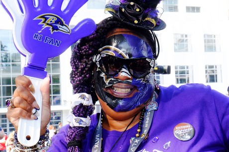 Baltimore Ravens Fan Prepares Game Nfl Editorial Stock Photo - Stock Image