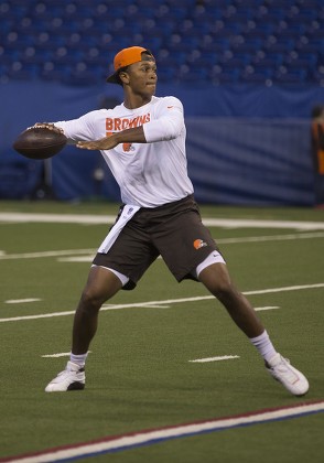 Cleveland Browns Quarterback Deshone Kizer 7 Editorial Stock Photo ...