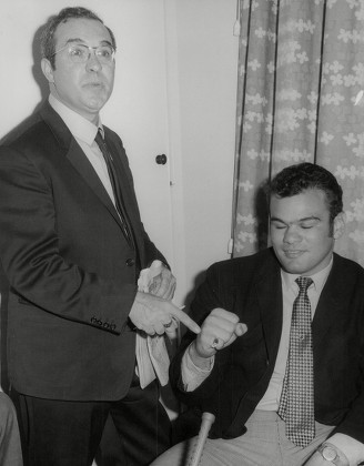 Reg Gutteridge (left) Boxing Journalist And Tv Commentator With U.s. Heavyweight Boxer Tony Ventura. Box 735 503031712 A.jpg.