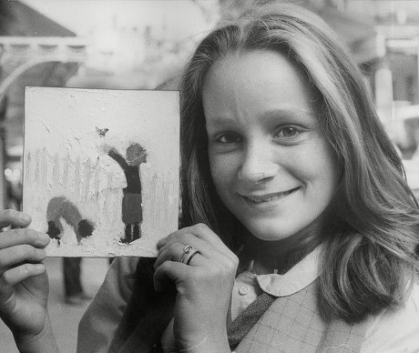 Lucinda Chambers 17-year-old Winner Of 'save The Children' Christmas Card Contest. (lucinda Went On To Become Fashion Director At Vogue Magazine) Box 742 828031740 A.jpg.