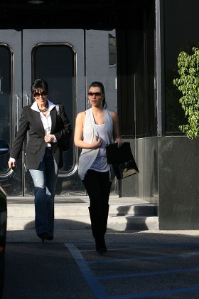 Actress Kim Kardashian and Her Mom Kris Kardashian-jenner out out Shopping at a Jewelry Store. - 15 Dec 2008