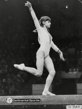 9 Nadia comaneci 1975 Stock Pictures, Editorial Images and Stock Photos ...