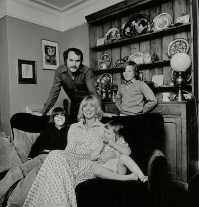 Actor Kenneth Cope And Wife Actress Renny Lister At Home With Their Three Children. Box 759 82505171 A.jpg.