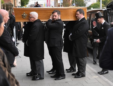 The funeral of Liz Dawn, Salford Cathedral, Manchester, UK - 06 Oct 2017