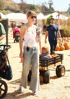 Jaime King and son James Knight Newman visit Mr. Bones Pumpkin Patch in Culver City, USA - 07 Oct 2017