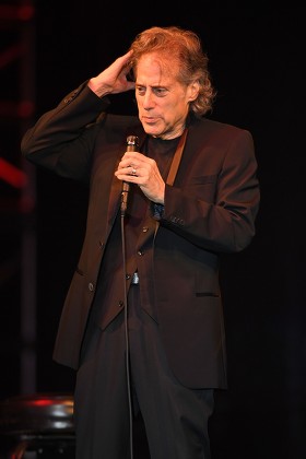 Richard Lewis performs at The Coconut Creek Casino, USA - 07 Oct 2017