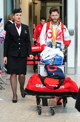 Jon-allen Butterworth Arrives Home From Rio: Paralympics Gb Arrive Home Into Heathrow Terminal 5 Bringing Home Their Medals And All Their Equipment With Them. 2016/09/20 Picture By Georgie Gillard.
