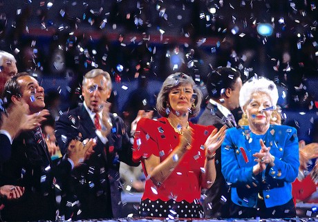 Governor William Clinton Accepts The Nomination for President, New York, USA - 16 Jul 1992