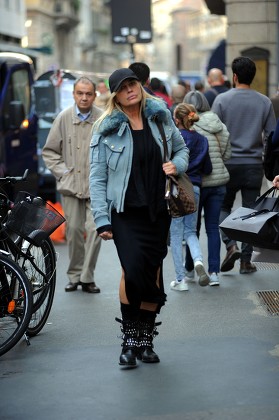 Lory Del Santo out and about, Milan, Italy - 26 Oct 2017