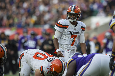Cleveland Browns Quarterback Deshone Kizer 7 Editorial Stock Photo ...