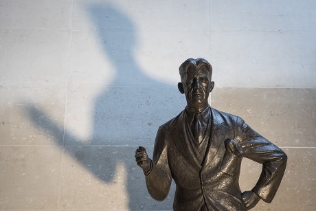 Statue Author George Orwell Unveiled Outside Editorial Stock Photo ...