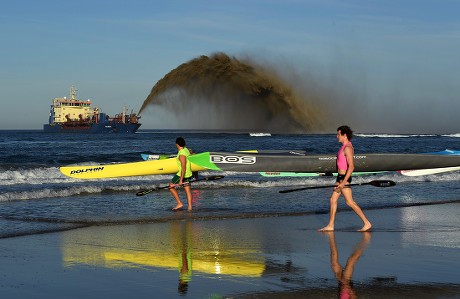 Balder R Suction Hopper Dredger Rainbowing Editorial Stock Photo ...