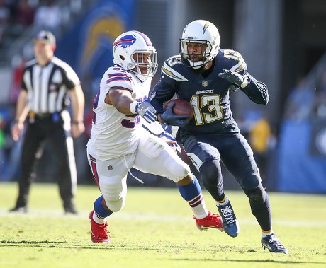 Carson, USA. 19th Nov, 2017. Los Angeles Chargers cornerback Trevor  Williams #24 at line presnap during the NFL Buffalo Bills vs Los Angeles  Chargers at the Stubhub Center in Carson, Ca on