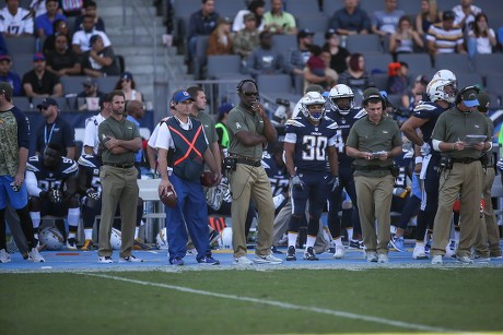 Carson, USA. 19th Nov, 2017. Los Angeles Chargers cornerback