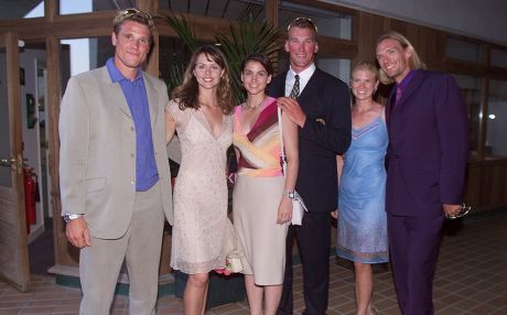 Wimbledon Tennis Championships 2001 Olympic Rowers James Cracknell Matthew Pincent And Tim Foster With Girlfriends At Wimbledon.
