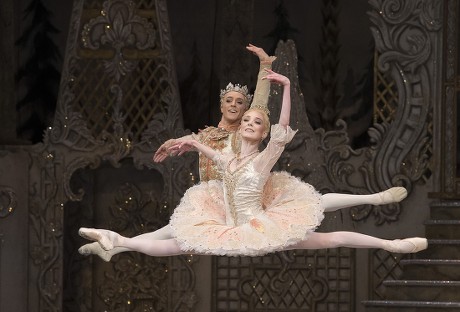 'The Nutcracker' performed by the Royal Ballet at the Royal Opera House, London, UK, 01 Dec 2017
