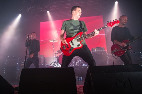 Shed Seven in concert, o2 Academy, Newcastle, UK - 02 Dec 2017