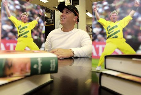 Shane Warne Australian Cricketer Signing His Editorial Stock Photo