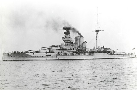 4 Queen elizabeth class battleship Stock Pictures, Editorial Images and