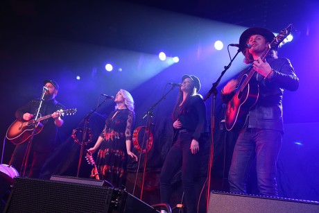 The Wandering Hearts in concert at The Glasgow Barrowland Ballroom, Glasgow, Scotland, UK - 15th December 2017