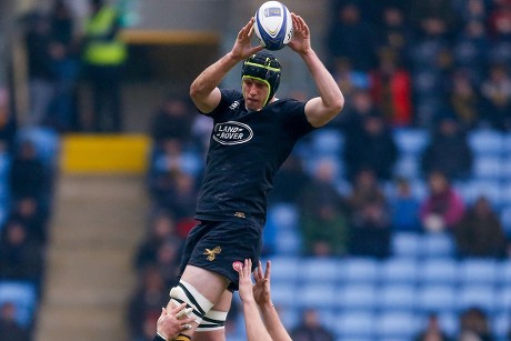 Wasps Lock Joe Launchbury 4 Catches Editorial Stock Photo - Stock Image ...