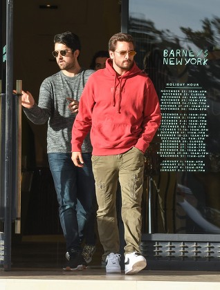 Scott Disick Goes 'Sneaker Shopping' in New York