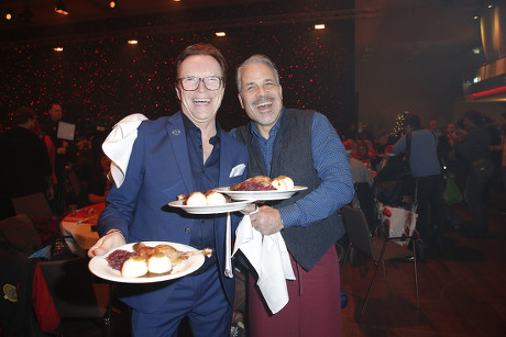 23rd Christmas party for the homeless by Frank Zander at Estrel Convention Center, Berlin, Germany - 19 Dec 2017