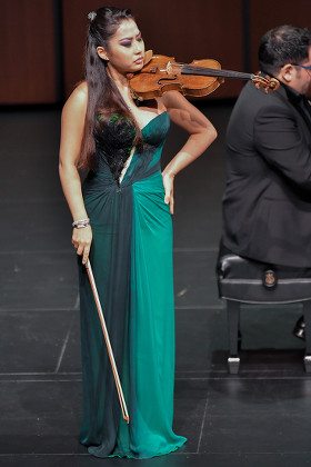 Sarah Chang and Julio Elizalde in concert, The Wallis Annenberg Center for the Performing Arts, Los Angeles, USA - 06 Jan 2018