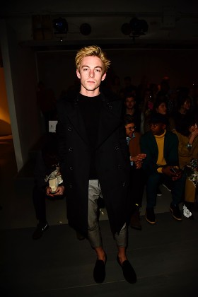 Hector Bellerin on the front row during the Alex Mullins London
