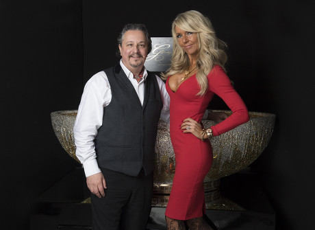 Celia Sawyer 'four Rooms' Tv Presenter And Interior Decorator With Robert Grace. Celia Has Been Commissioned To Produce The Most Expensive Bath Of All Time. It Costs £100 000 And Is Studded With Diamonds. Picture Shows Robert Grace Inspecting The B