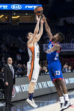 Anadolu Efes Istanbul vs Valencia Basket, Turkey - 01 Feb 2018