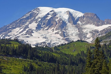 500 Cascade Range Stock Pictures Editorial Images And Stock Photos   Shutterstock 9371499a 