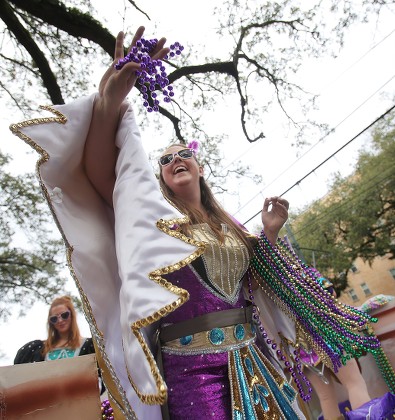 iris float mardi gras