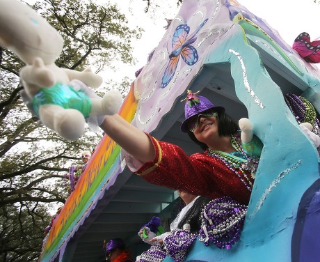 iris float mardi gras