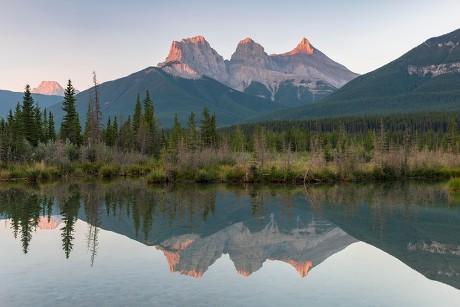 1,000 Canmore Stock Pictures, Editorial Images and Stock Photos