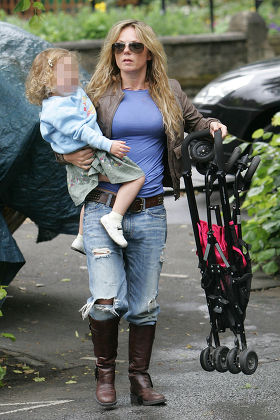 Geri Halliwell picking up her daughter Bluebell Madonna from nursery school, London, Britain - 10 Jun 2009
