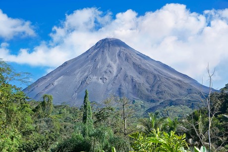 43 Arenal volcano national park Stock Pictures, Editorial Images and ...