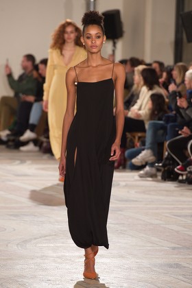 Jacquemus Ready To Wear Fashion Show, Collection Fall Winter 2018