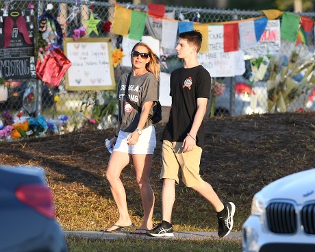 Students Return To Marjory Stoneman Douglas High School, Parkland, USA ...