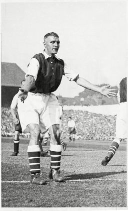 Eddie Hapgood Arsenals Powerful Fullback Who Editorial Stock Photo