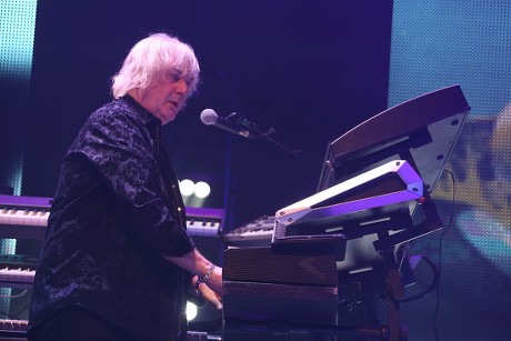 YES in concert at the SEC Armadillo, Glasgow, Scotland, UK - 16th March 2018