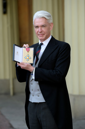 Brigadier Alastair Aitken Receives Cbe Investiture Editorial Stock ...