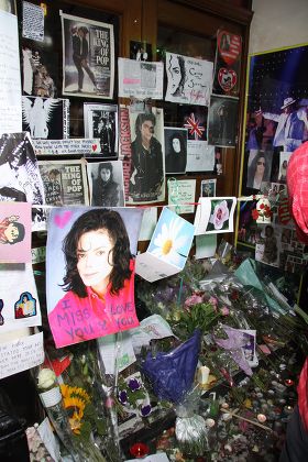 Michael Jackson Tributes Editorial Stock Photo - Stock Image | Shutterstock