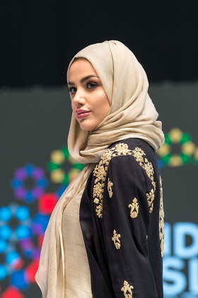 zadina abayas