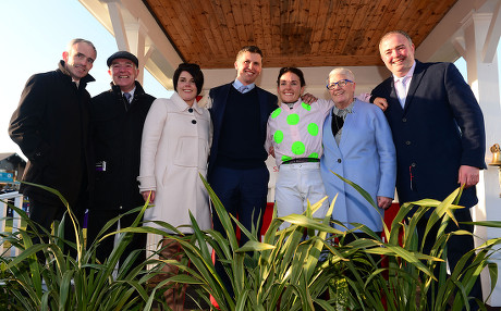 PUNCHESTOWN. Day 4. KATIE WALSH pictured with her family after she announced her retirement from riding when winning on ANTEY (L-R) Ruby Walsh, Ted Walsh, Jennifer Walsh, Ross O'Sullivan (Husband), Helen Walsh and Ted Jnr.